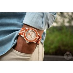 Наручные часы Swatch, красный