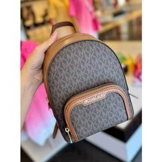 Рюкзак MICHAEL KORS Женский рюкзак кожанный коричневый мини с лого золотой фурнитурой Michael Kors Outlet Jaycee Medium Logo Backpack Brown 35T2G8TB1B, фактура рельефная, перфорированная, коричневый