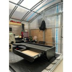 Стол-полка с подстаканником на торпеду для грузового автомобиля MAN TGA XXL Чёрный карпет Автостиль