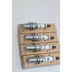 Комплект свеча зажигание AUDI A 4-6-8 Volkswagen Passat // OEM: 101000035HJ 6шт