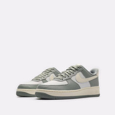 Кроссовки NIKE Air Force 1 07 Low LX, размер 10,5 US 44.5 EUR 28,5 CM, зелeный