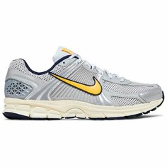 Кроссовки NIKE ZOOM VOMERO 5, размер 7.5 US, черный