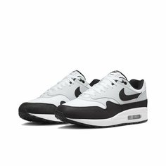Кроссовки NIKE Air Max 1, размер 42 EU | 26.5 CM | 8.5 US, белый