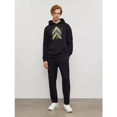 Брюки спортивные JUST CLOTHES Чёрный. Пояс резинка, шнурок. Карманы спереди 2 б/заст, сзади 1 б/заст. Д 104см., размер 52, черный