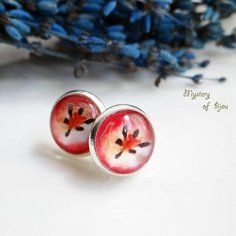 Серьги пусеты, стекло, красный, серебряный, белый Нет бренда