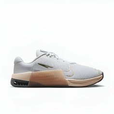Кроссовки NIKE Metcon 9, полнота 10 (RU)/ на широкую стопу, размер US 7 (EU 38 / 24 см), бежевый