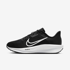 Кроссовки NIKE Quest 6, размер 9.5 US, черный/белый