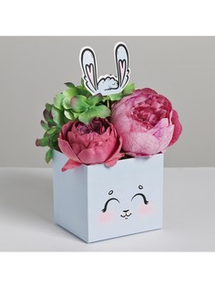 Коробка для цветов с топпером Дарите счастье